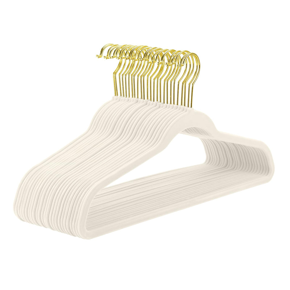 MIZGI Ivory Velvet Hangers 40 Pack close-up velvet texture showing non-slip finish and premium look
