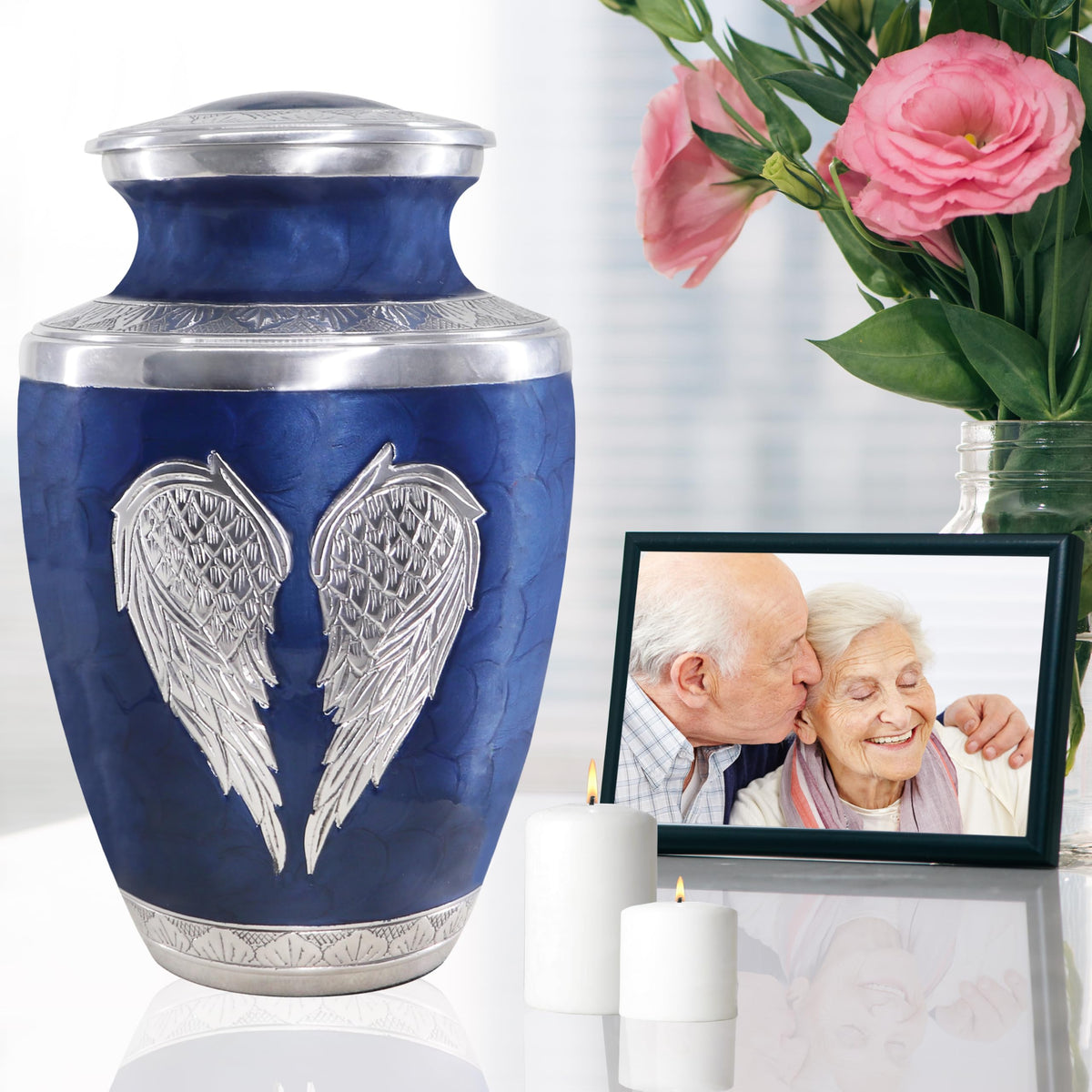 M MEILINXU handcrafted detailing adds warmth and respect to memory.