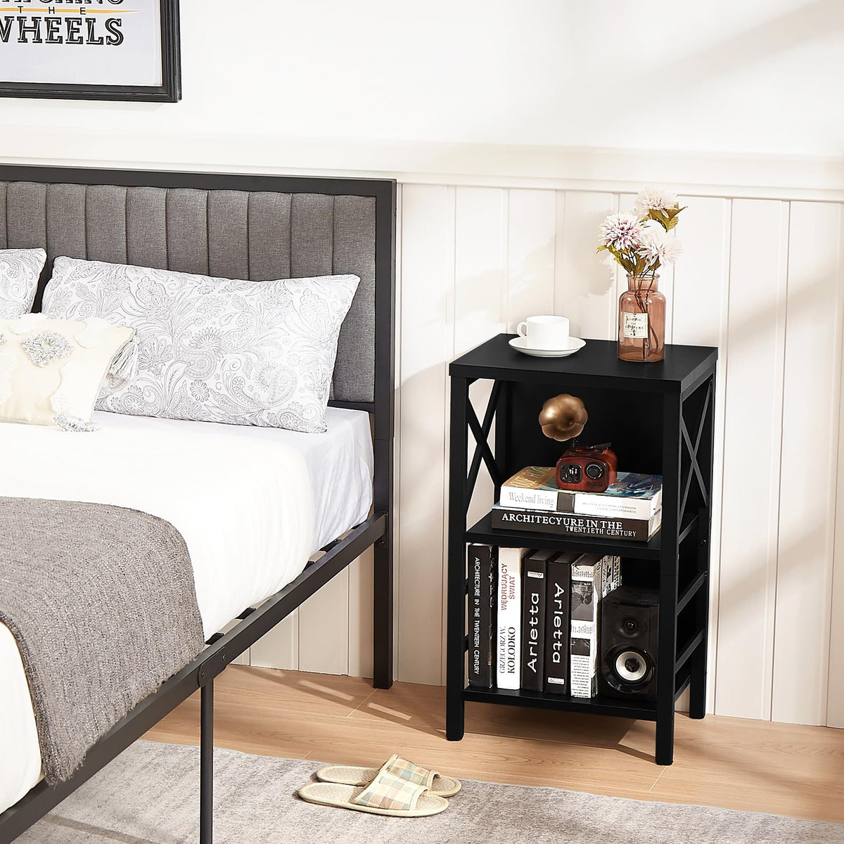 MNEETRUNG small bookshelf 3-tier assembly image demonstrates easy setup