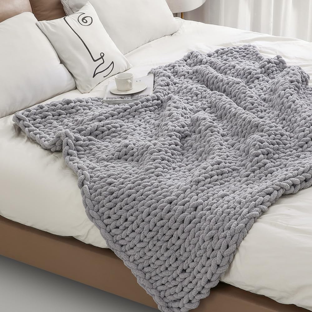 MocaDng Chenille Throw Soft Gray for bedroom decor and relaxing evenings.