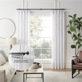 Mode Cambria clip rings with eyelets simplify installation and customization.