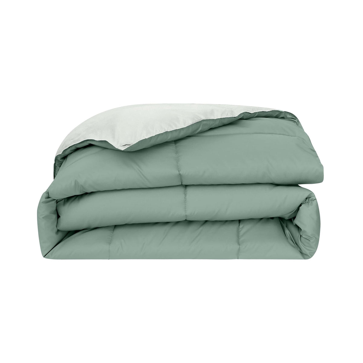 All-season insulation features ideal for varying climates