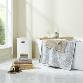 Modern Threads Capri hand towel pair highlights soft, quick-dry performance after showers.
