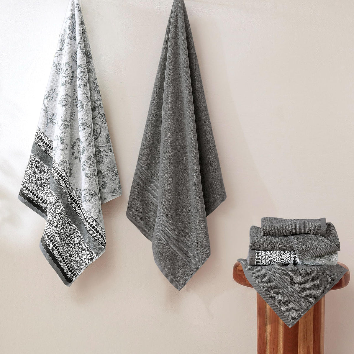 Modern Threads Floral Trail bath towel side by side, highlighting dual-tone jacquard design and durable color