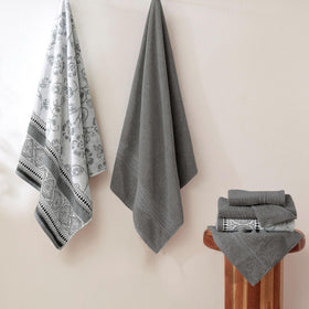 Modern Threads Floral Trail bath towel side by side, highlighting dual-tone jacquard design and durable color