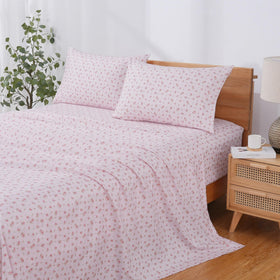Modern Threads Roses on Blush full view highlights feminine print and year-round comfort.
