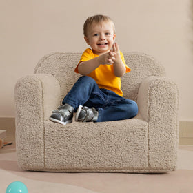 MOMCAYWEX kids chair being carried by child easy to transport.