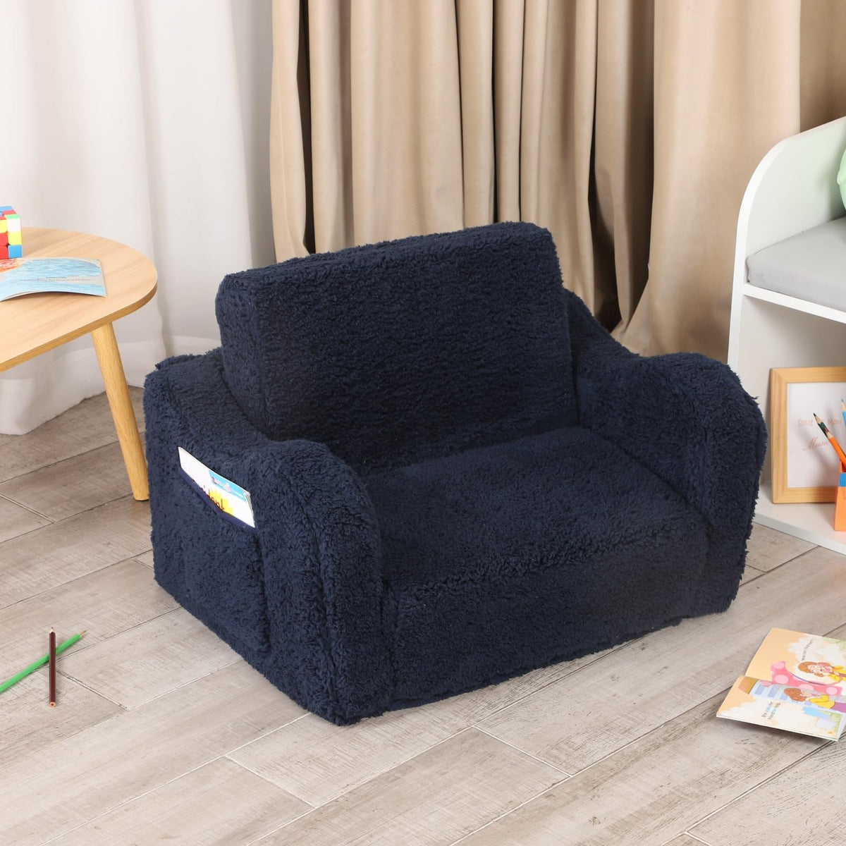 MOMCAYWEX Kids Sofa safety-first design with rounded edges for worry-free lounging.