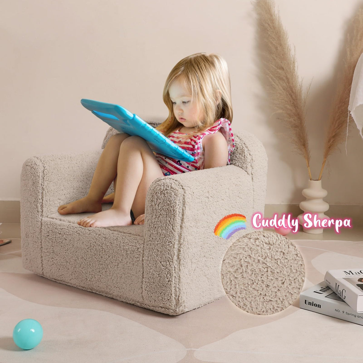 MOMCAYWEX light-grey kids chair arm detail for extra support.