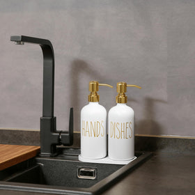 MOMEEMO dispenser with stainless steel pump for smooth, durable operation.