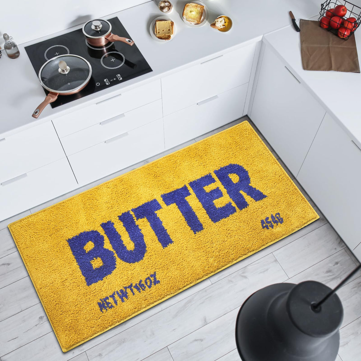 Momlli Butter Rug microfiber close-up shows soft, inviting texture.