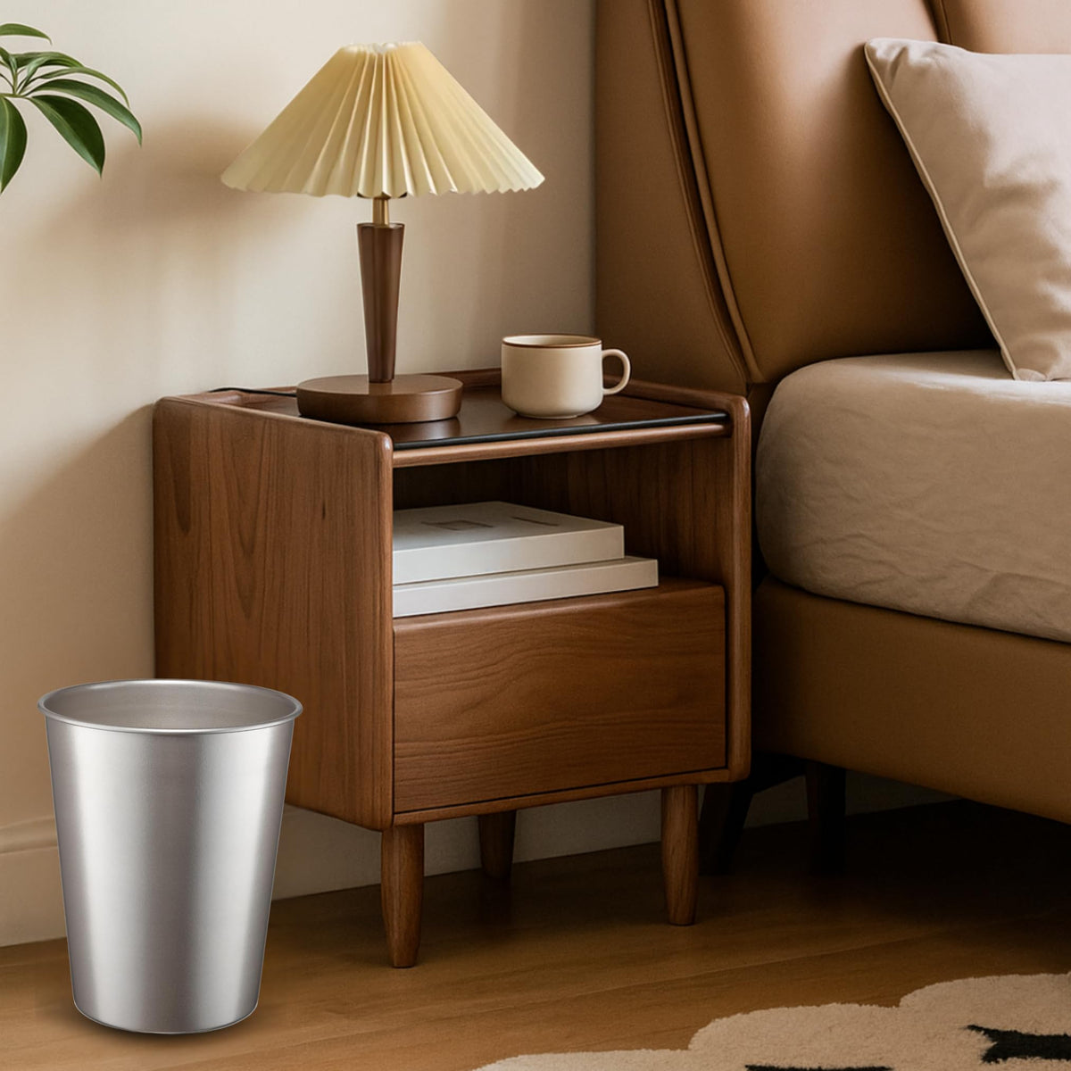 Monarch Abode dorm and office trash bin keeps personal spaces neat.