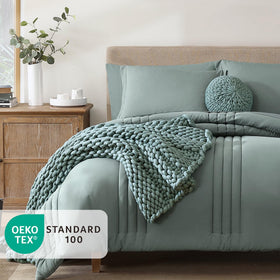 Monbix king-size flat sheet detail view with crisp finish.