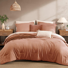 Monbix Queen comforter set with autumn leaf pattern for cozy evenings