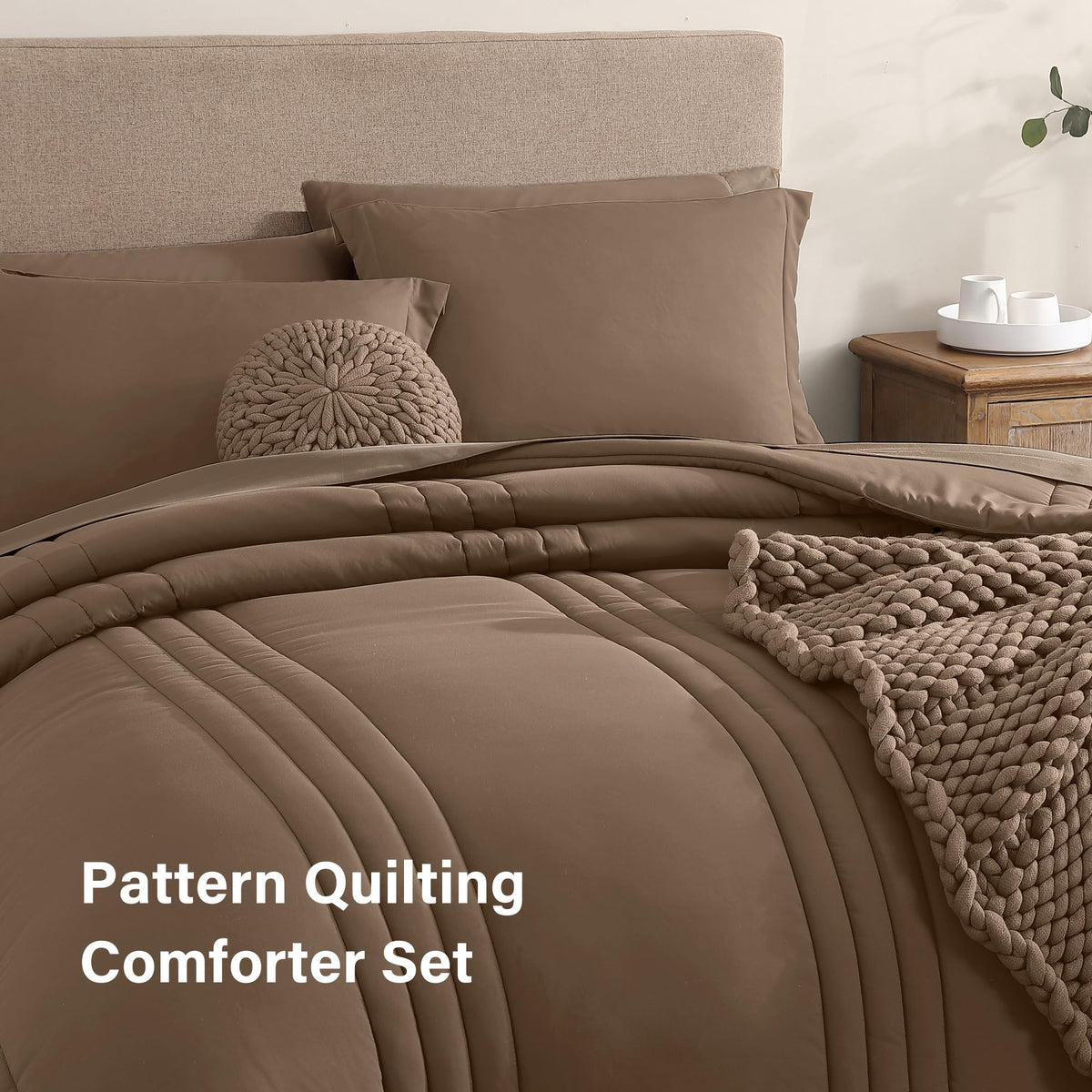 Monbix queen fitted sheet 60x80+14 for secure fit and durable fabric.