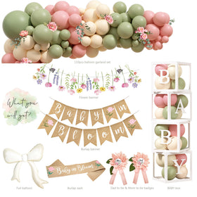 Monnberry baby in bloom boxes create cute centerpiece accents.