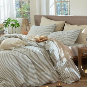 MooMee duvet cover with eight interior corner ties to stay in place.