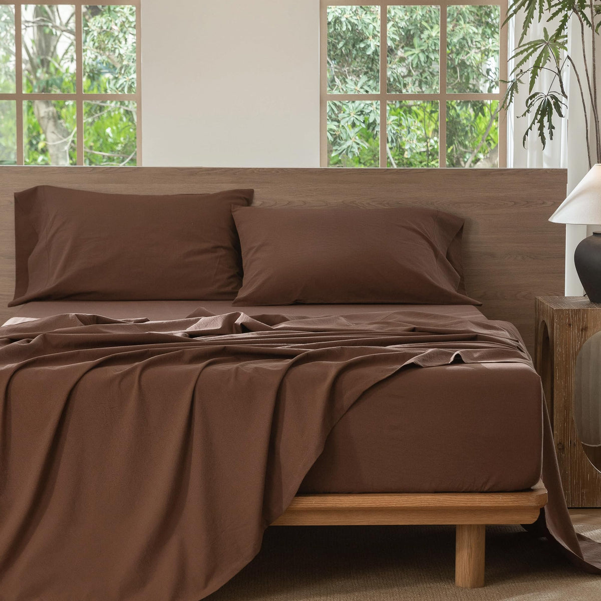 MooMee deep-pocket design keeps sheets secure for restless sleepers