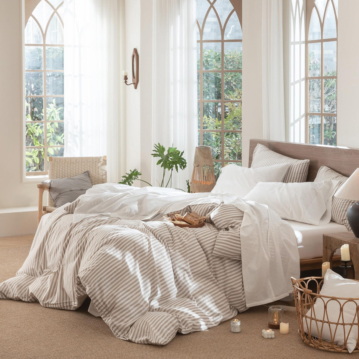 MooMee pillowcases in off-white add soft comfort and a clean resort look