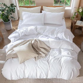 MooMee bright white look adds resort-like crispness to any bedroom.