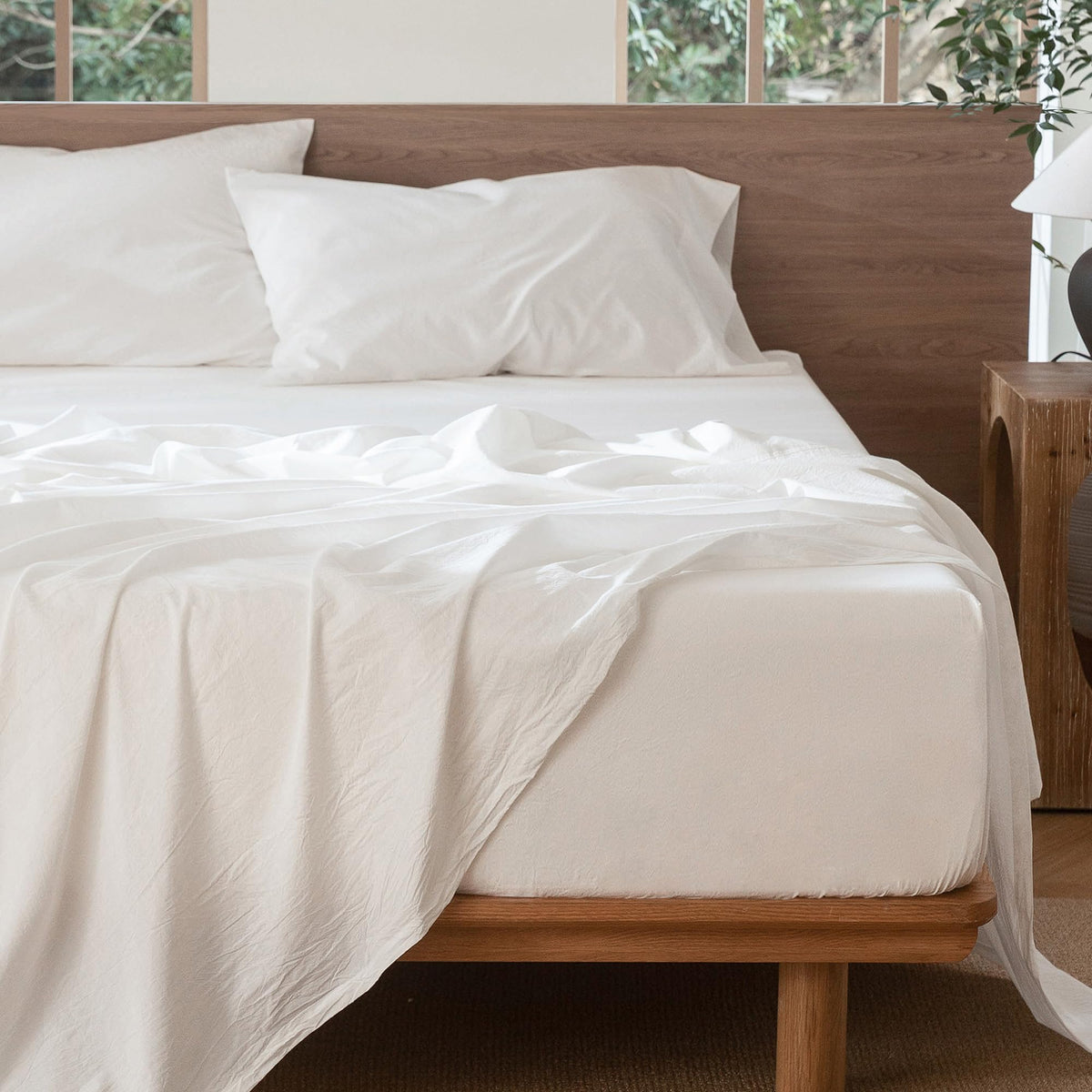 MooMee deep-pocket design keeps sheets taut on your mattress.