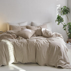 MooMee striped duvet cover close-up reveals linen-like texture for breathable comfort.