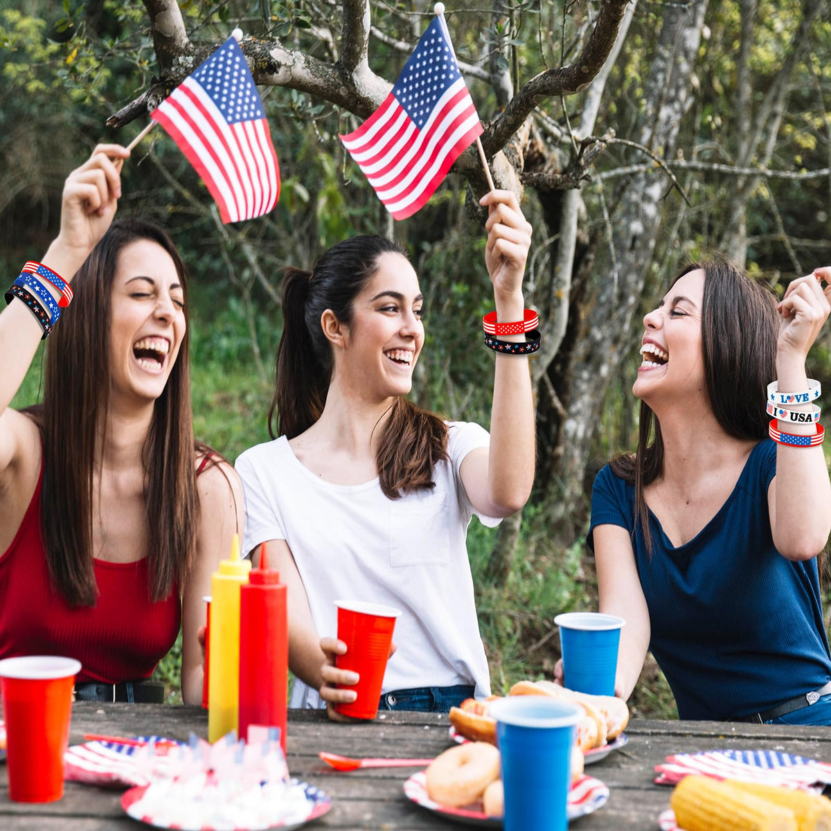 Moon Boat festive phrases bracelet adds charm to patriotic parties and gift bags