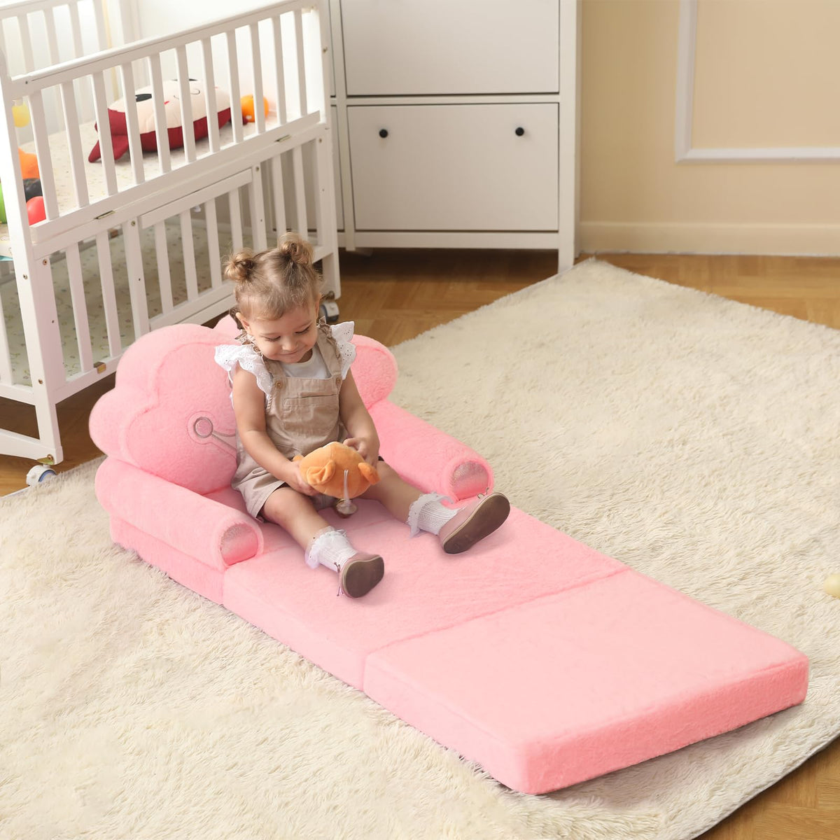 MOONBEEKI portable design helps kids move it easily.