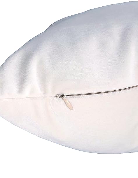 MoonRest full-corners design for a perfect, crease-free pillow shape