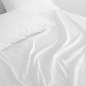 Moonsea sheets are machine washable for simple, low-maintenance care.