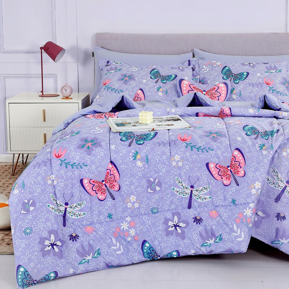 Mooreeke twin comforter set with butterfly pattern adds playful charm to a teen room