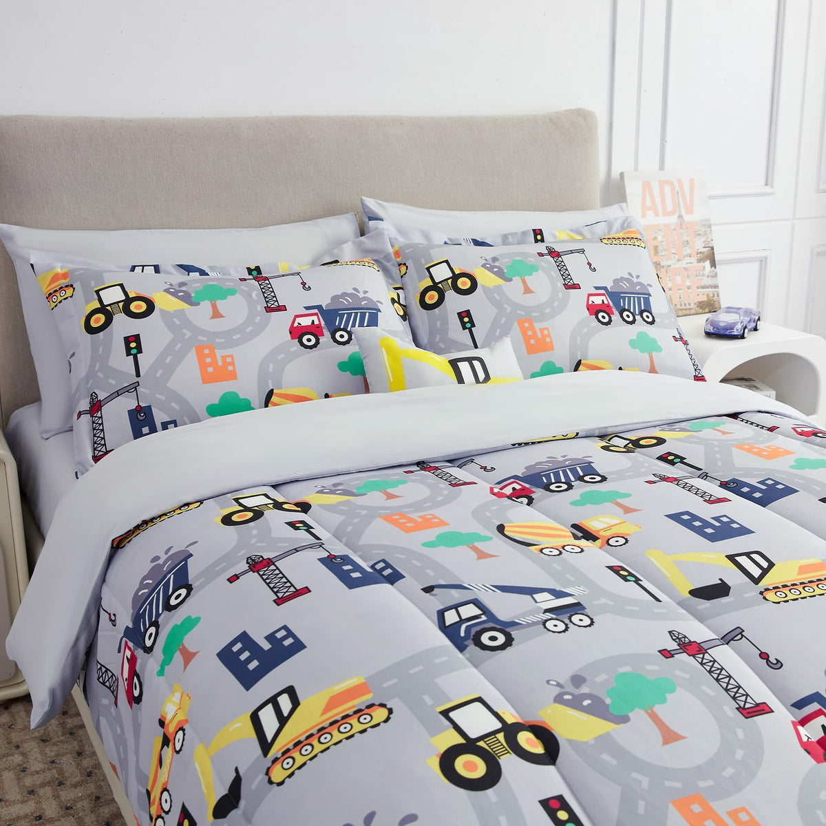 Mooreeke twin flat sheet in soft microfiber for all-season comfort