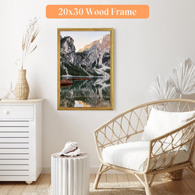 MOUDAMION vertical and horizontal display supports photos and art.