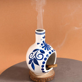 MOUGIGI ash catcher ensures easy cleanup after sessions