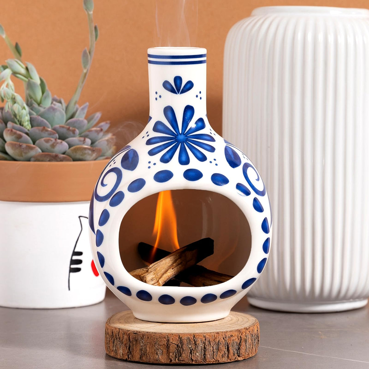 MOUGIGI compact meditation decor adds warm ambiance