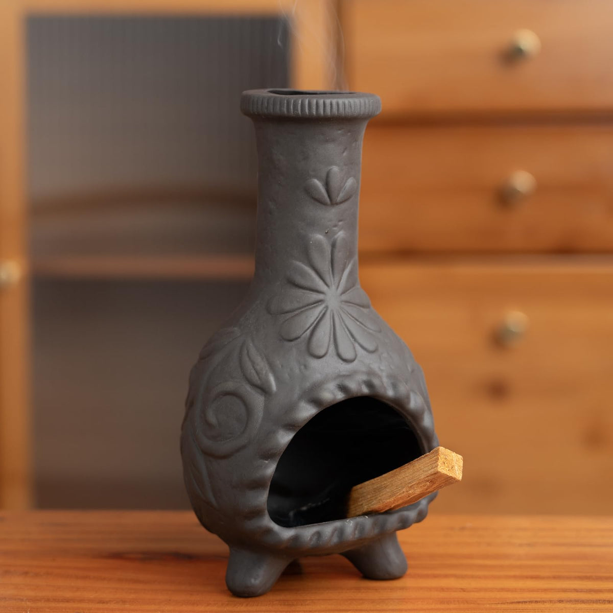 MOUGIGI wall-ready decor scene highlighting aroma enhancement