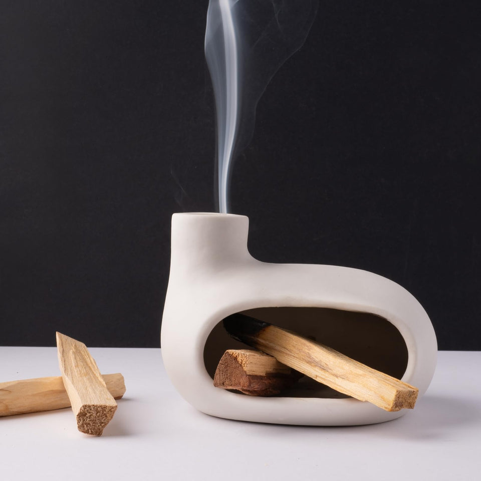 MOUGIGI Modern Palo Santo Holder side view showcases a sleek, minimalist design for calm spaces.