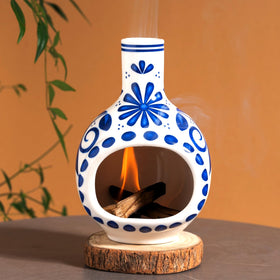 MOUGIGI Palo Santo holder ceramic closeup highlights glaze and craftsmanship for durable use