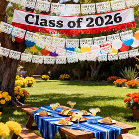 Moukeren felt banner creates wall and ceiling displays quickly and stylishly.