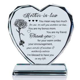 Movdyka heart-shaped glass keepsake, front view, elegant laser engraving