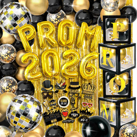 MOVINPE PROM 2026 letters balloons create a bold entrance display.