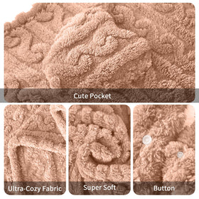 Mowkim machine-washable sherpa blanket maintains softness after wash