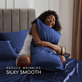 MR&HM flat sheet 90x102 provides generous coverage and satin softness.
