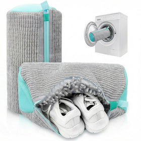 MURAEL shoe washing bag demonstrates 360-degree cleaning around every pair.