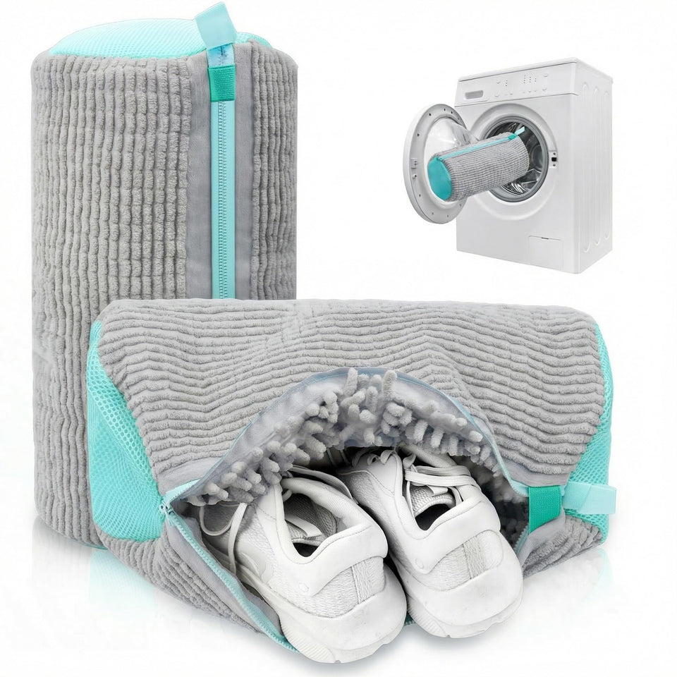 MURAEL shoe washing bag demonstrates 360-degree cleaning around every pair.