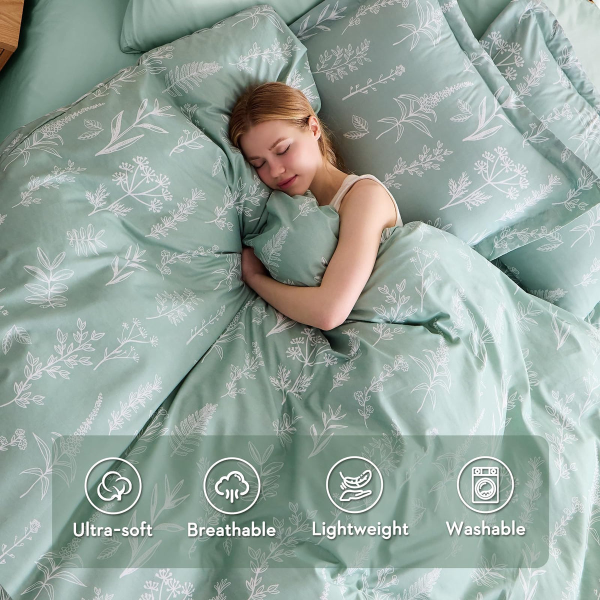 MUXHOMO pillowcases 20x36 highlight the matching floral pattern for soft, easy-care comfort.