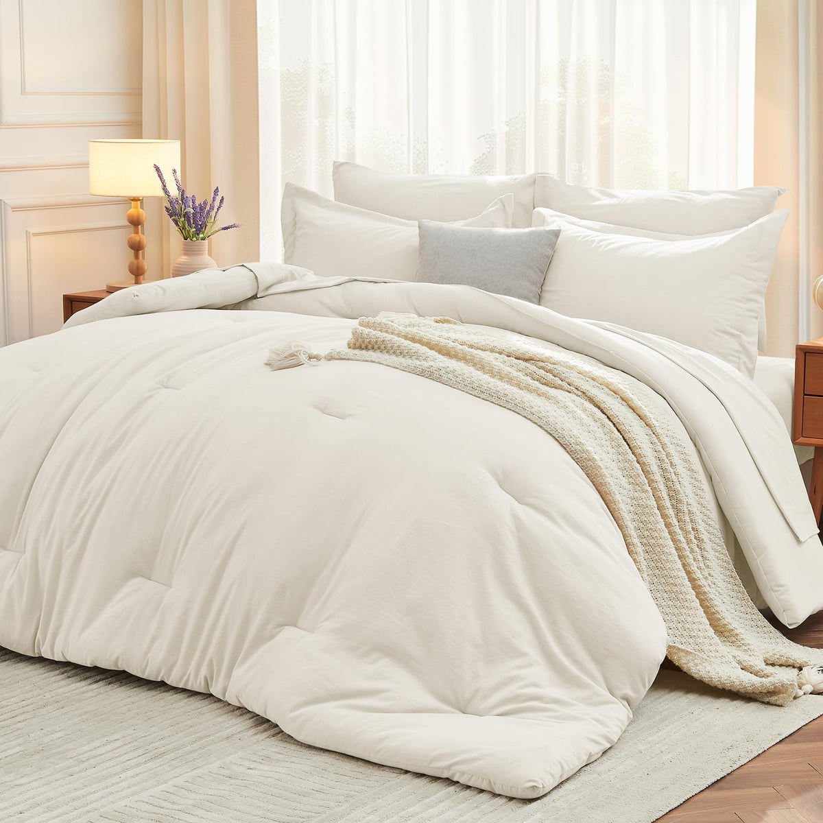 MUXHOMO queen comforter in ivory, soft and breathable for restful nights