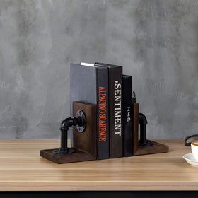 MyGift book ends help create organized, stylish shelf displays.