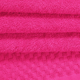 MyOwn Premium Cotton Towel Set hand towels 16x24 inches provide soft everyday drying.