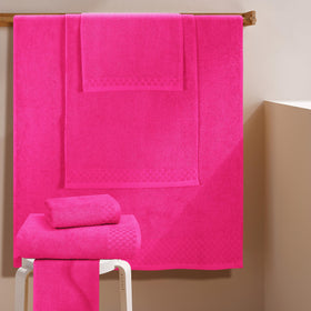 MyOwn Premium Cotton Towel Set wash cloths 12x12 inches suitable for quick cleanups.